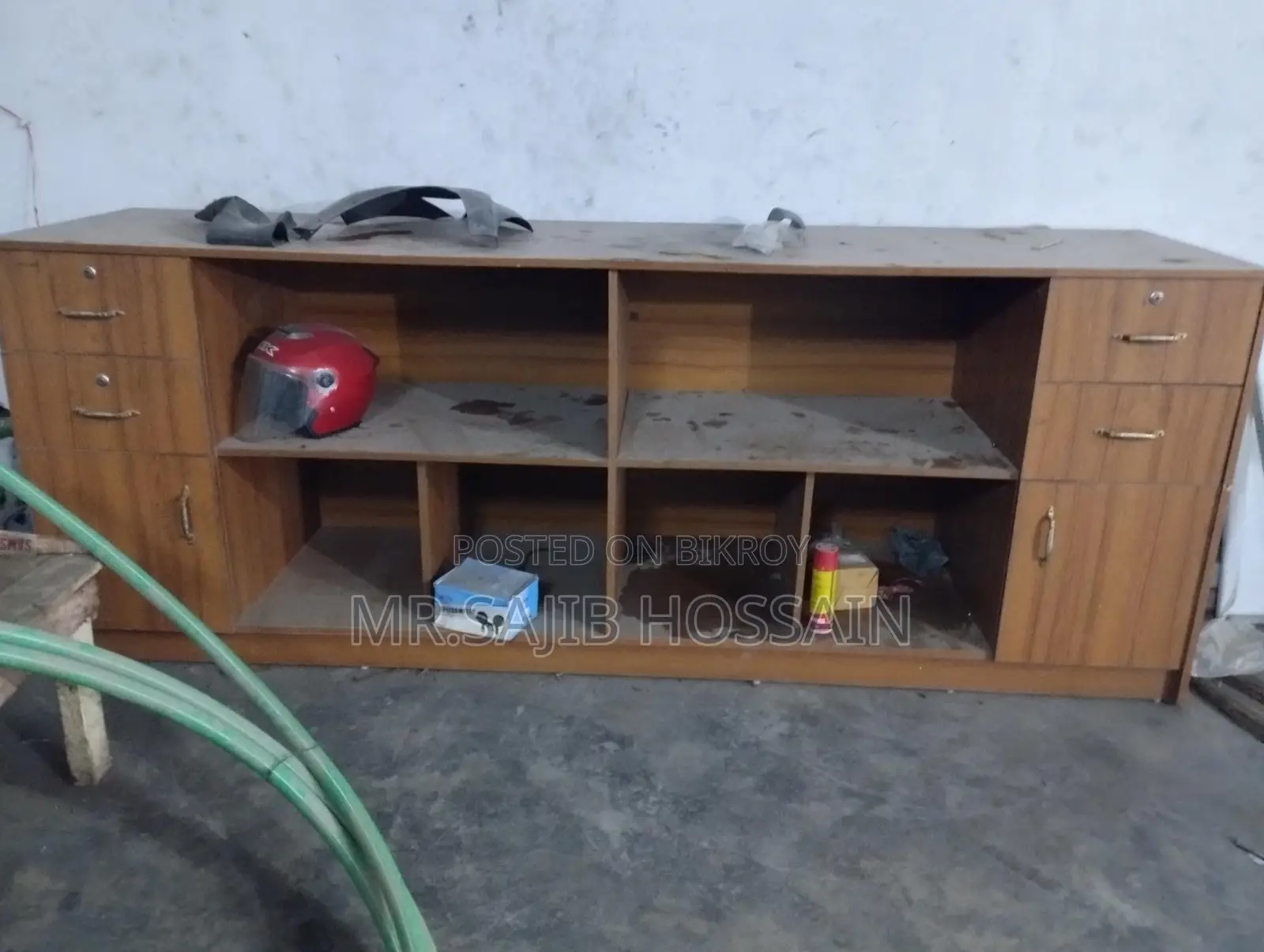 Kitchen Cabinet