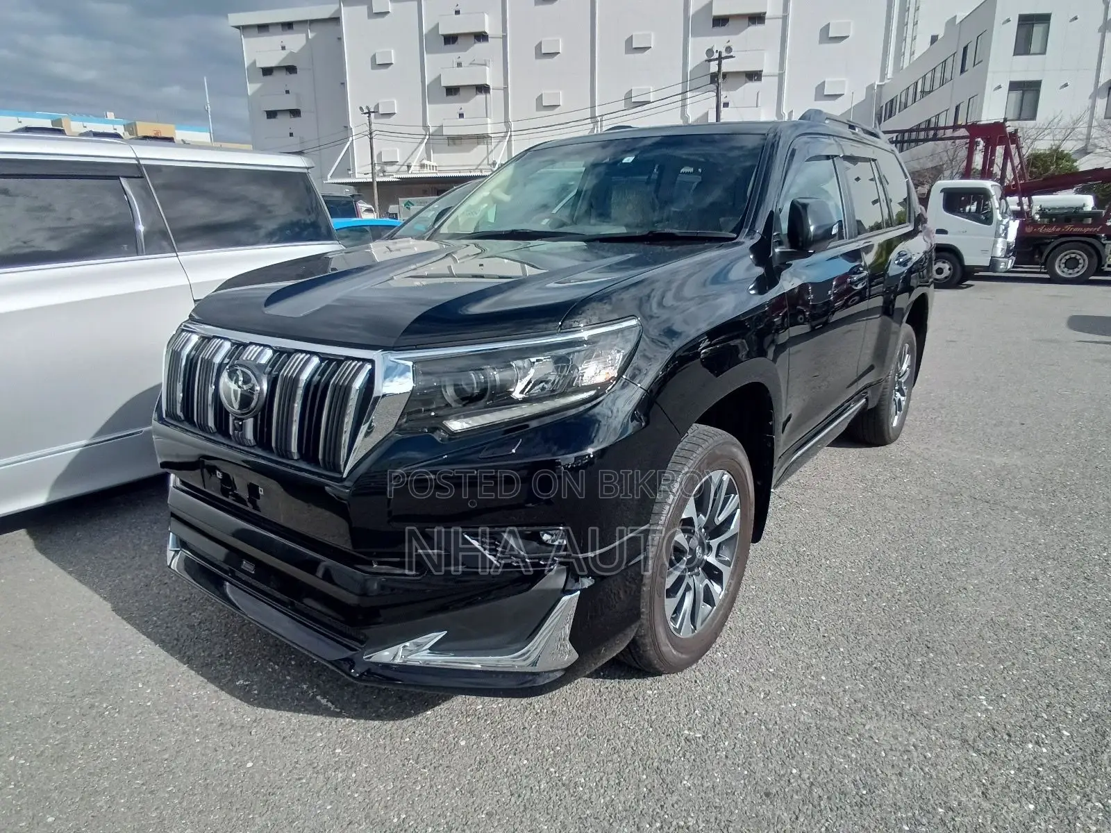 Toyota Land Cruiser Prado TXL 2023