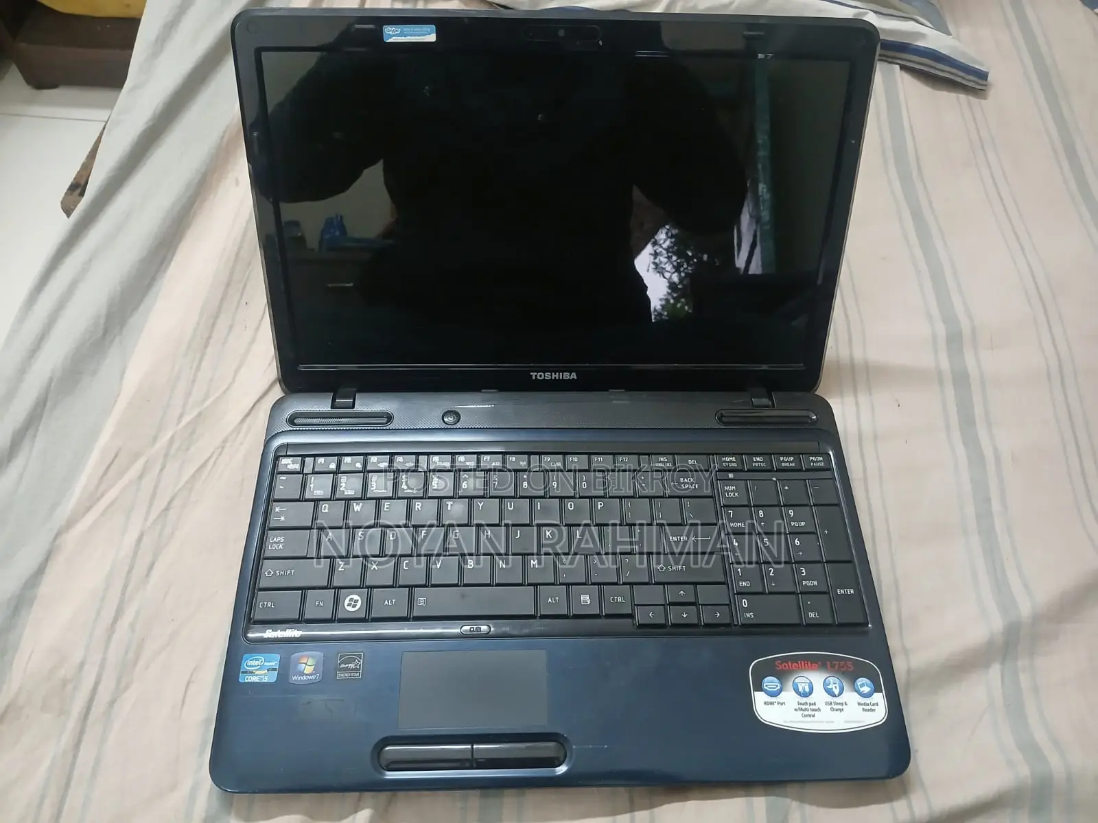 Toshiba Model: Satellite L755