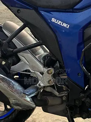 Suzuki Footrest Clum