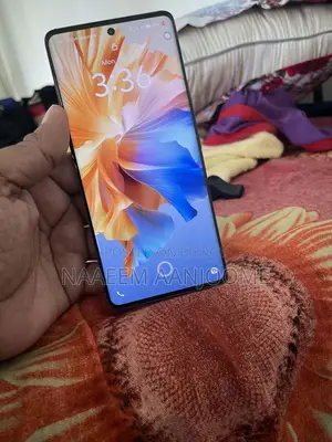 Vivo V40 (Used)