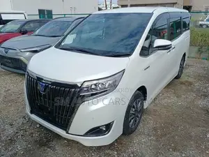 Toyota Esquire Hybrid Gi Premium 2020