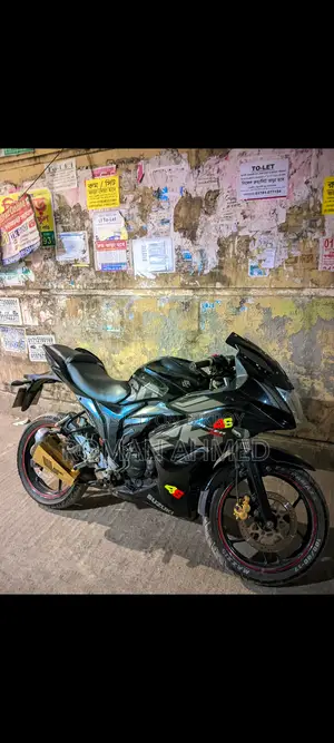 Suzuki Gixxer Racing 2019