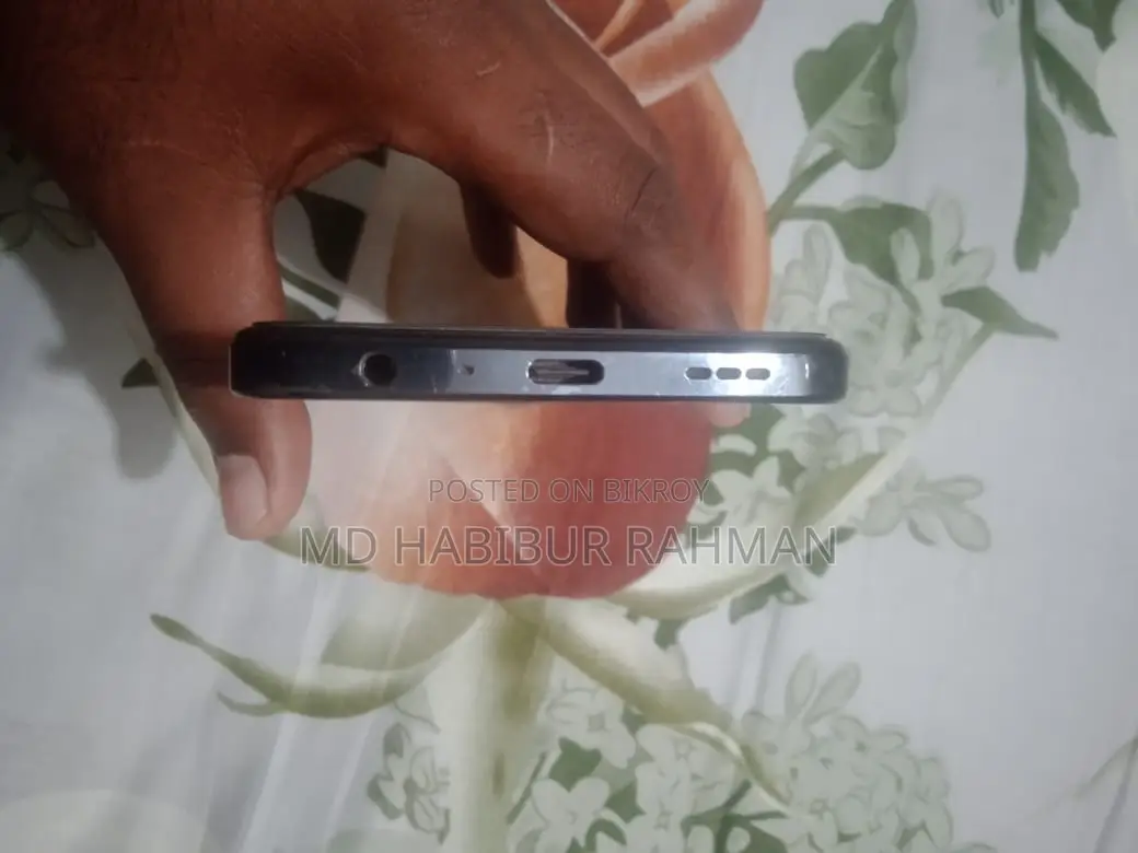 OPPO F21 Pro . (Used)