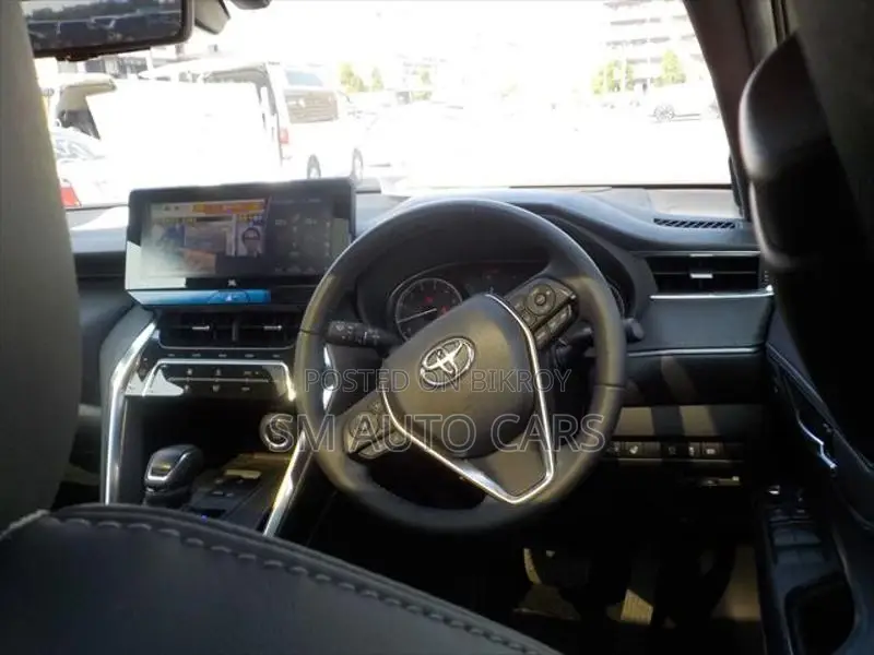 Toyota Harrier Non Hybrid Z Pearl 2020