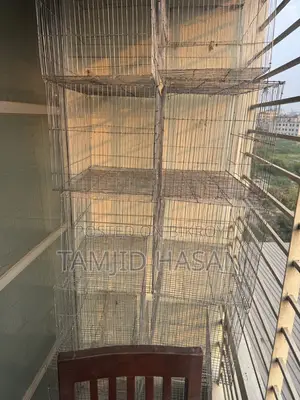 ১২ বাই ১৮ খাঁচা