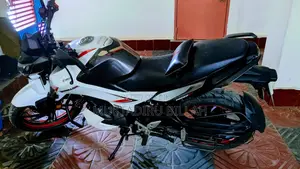 Hero Thriller 160R - 2021
