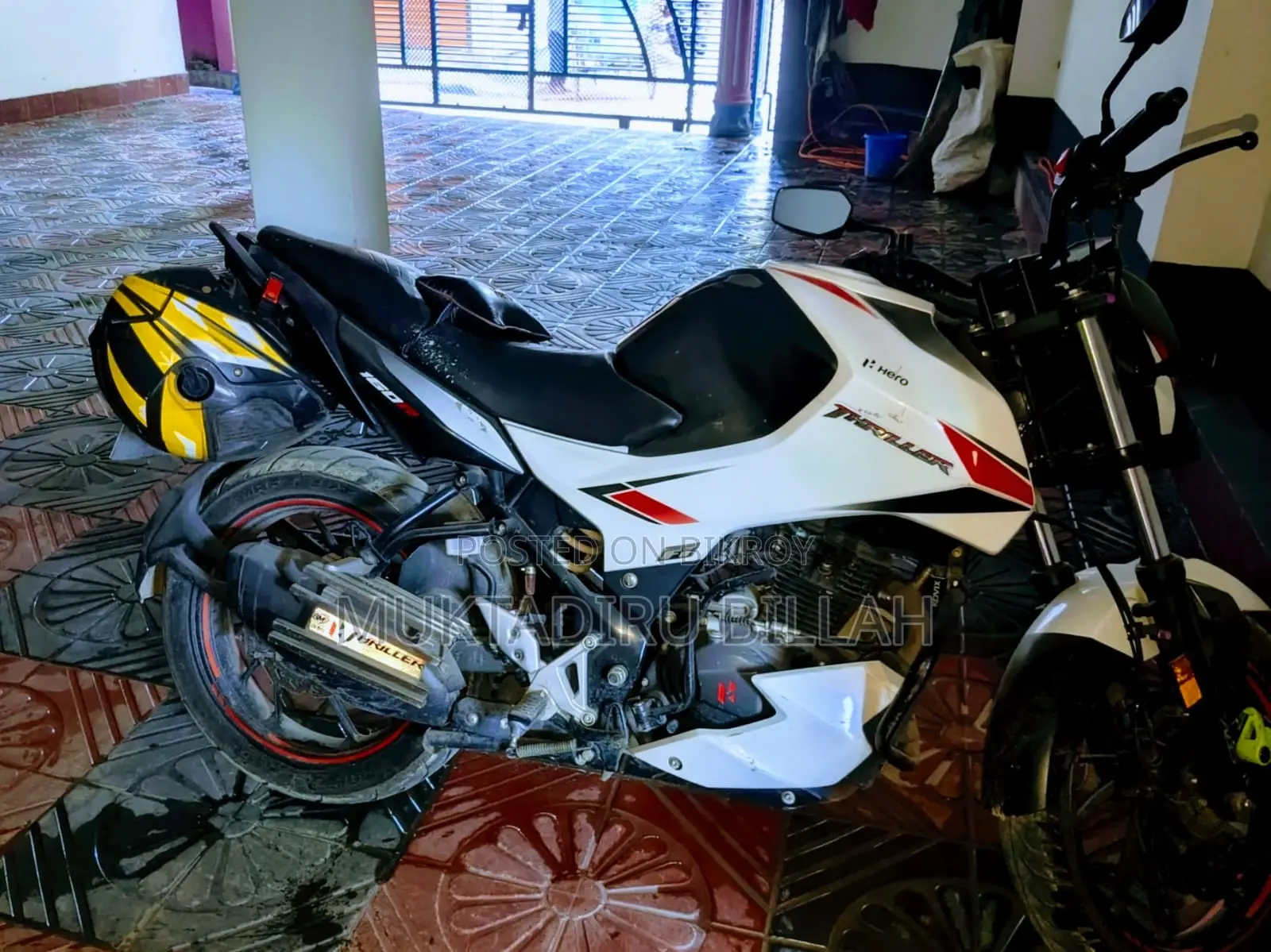 Hero Thriller 160R - 2021