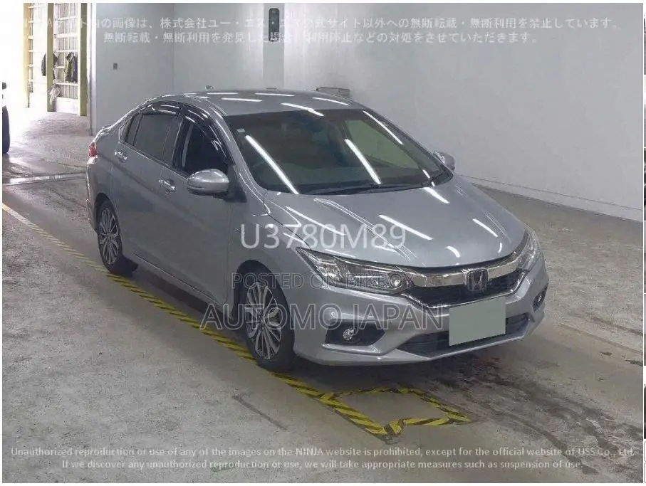 Honda Grace EX 2020