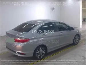 Honda Grace EX 2020