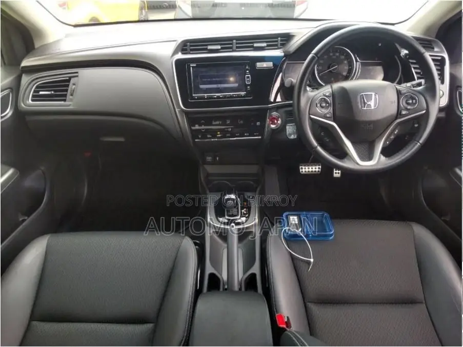 Honda Grace EX 2020