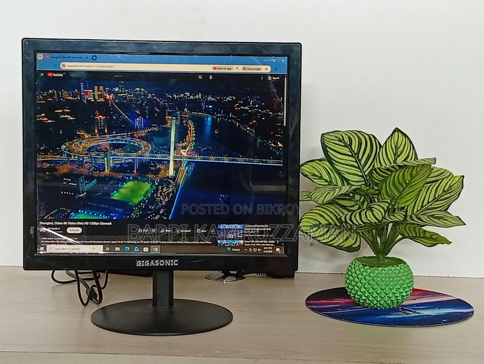 NEW ONE MARK 17" LED MONITOR=1799
