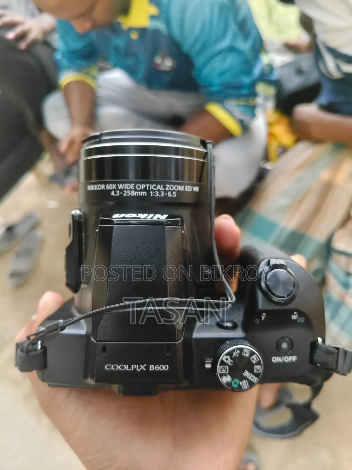 Nikon 600b Still in Mint Condition