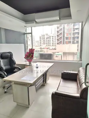 রাজউক অনুমোদিত সম্পূর্ণ ফার্নিশড ১০০% কমার্শিয়াল স্পেস এবং ভালো লোকেশন