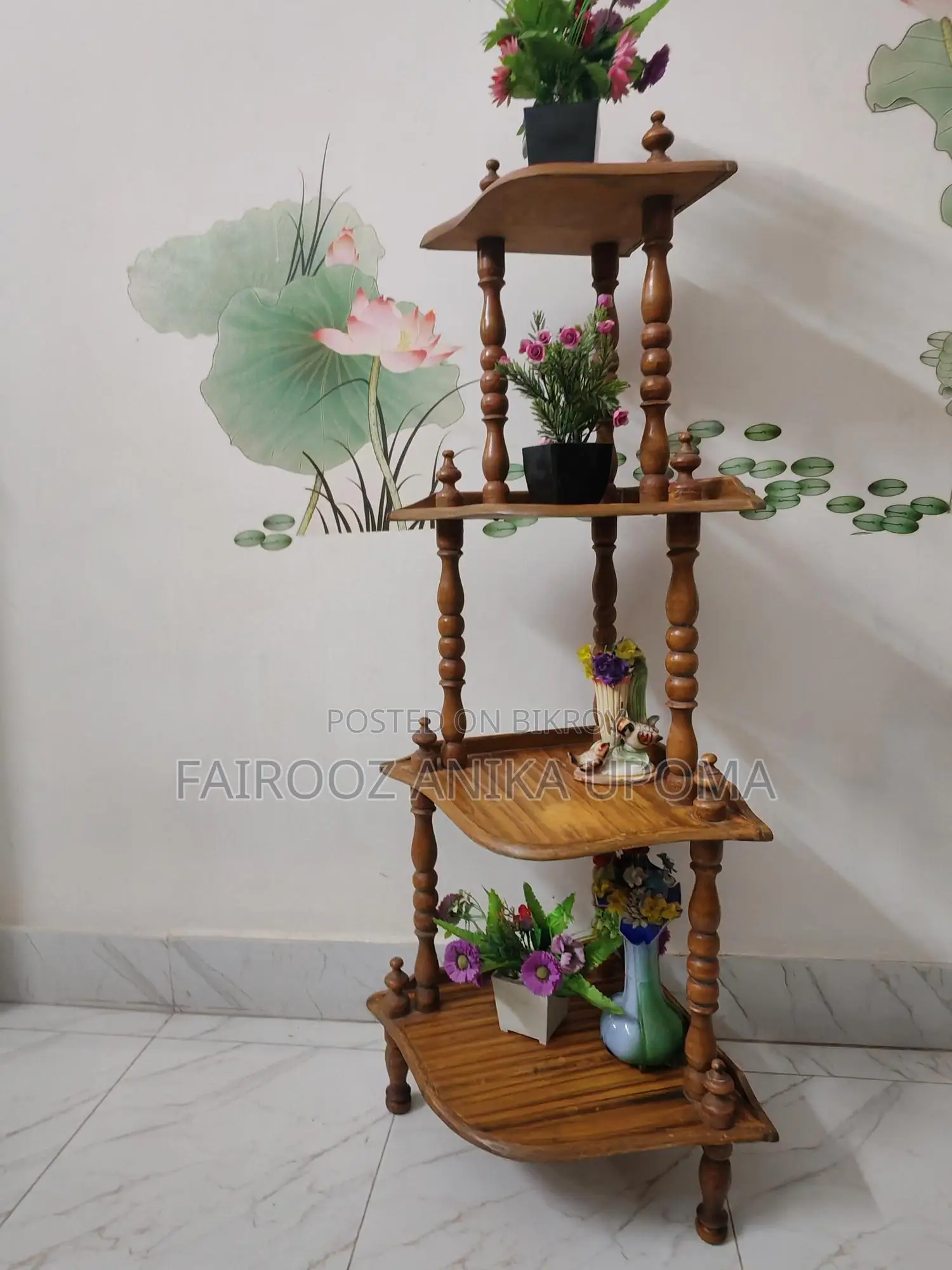 Corner Shelf