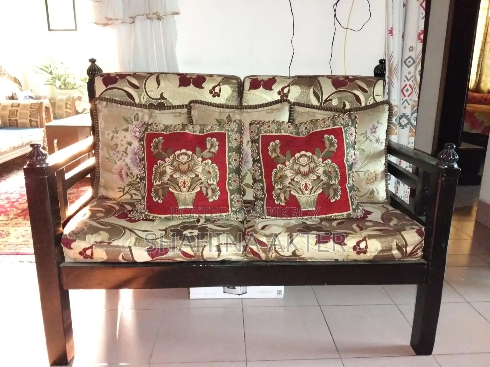 Fully Shegun Wooden Sofa Sets