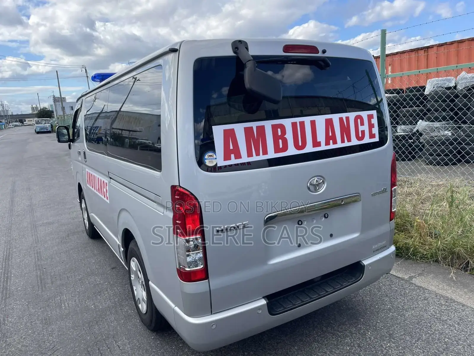 Toyota Hiace AMBULANCE SUPER GL 2020