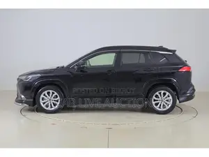 Toyota Corolla Cross Hybrid S pre order 2021