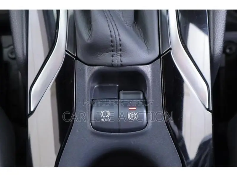 Toyota Corolla Cross Hybrid S pre order 2021