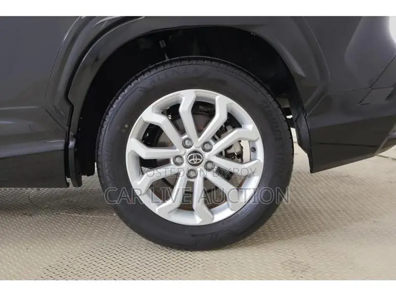 Toyota Corolla Cross Hybrid S pre order 2021