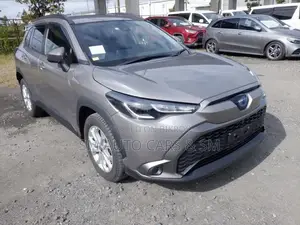 Toyota Corolla Cross S Bronze Hardtop 2022
