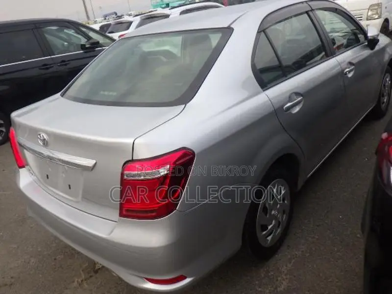 Toyota Axio 2021
