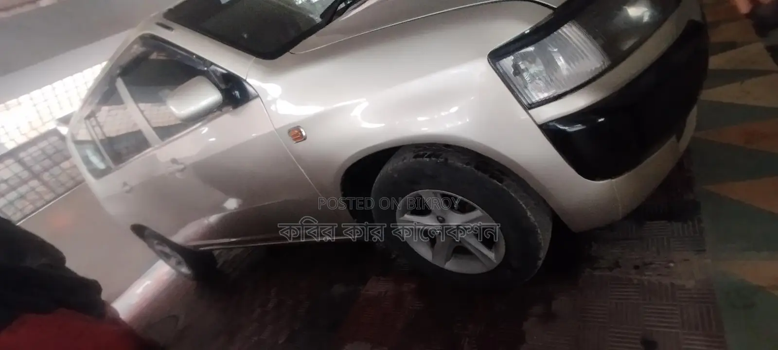 Toyota Probox golden silver 2004