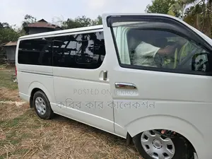 Toyota Hiace Super Gl 2022
