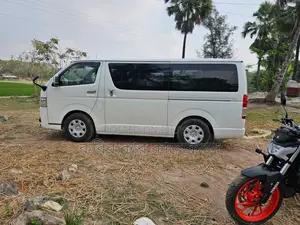 Toyota Hiace Super Gl 2022
