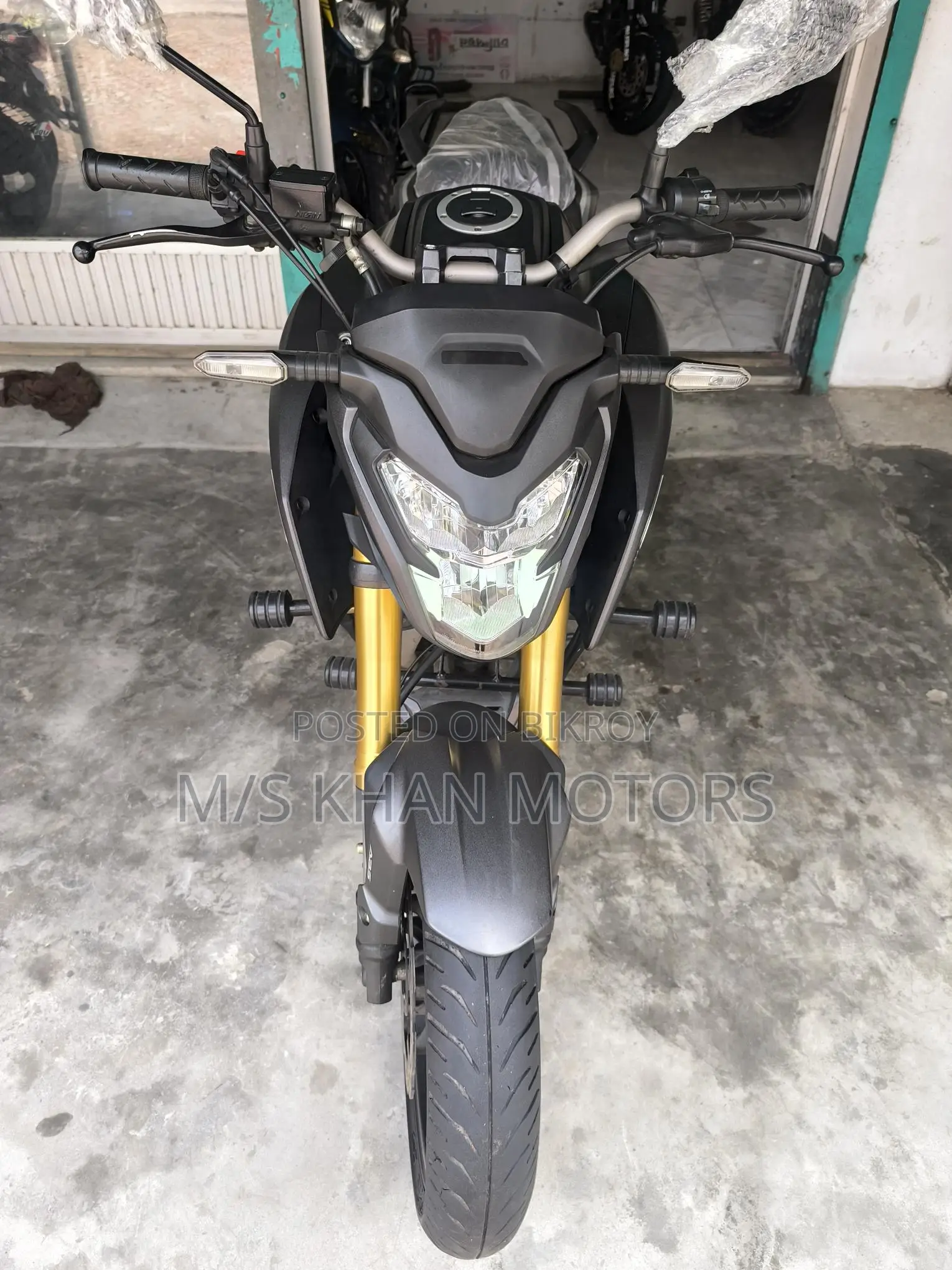 Honda Hornet 2.0 2025