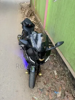 Yamaha R15 V4 2023