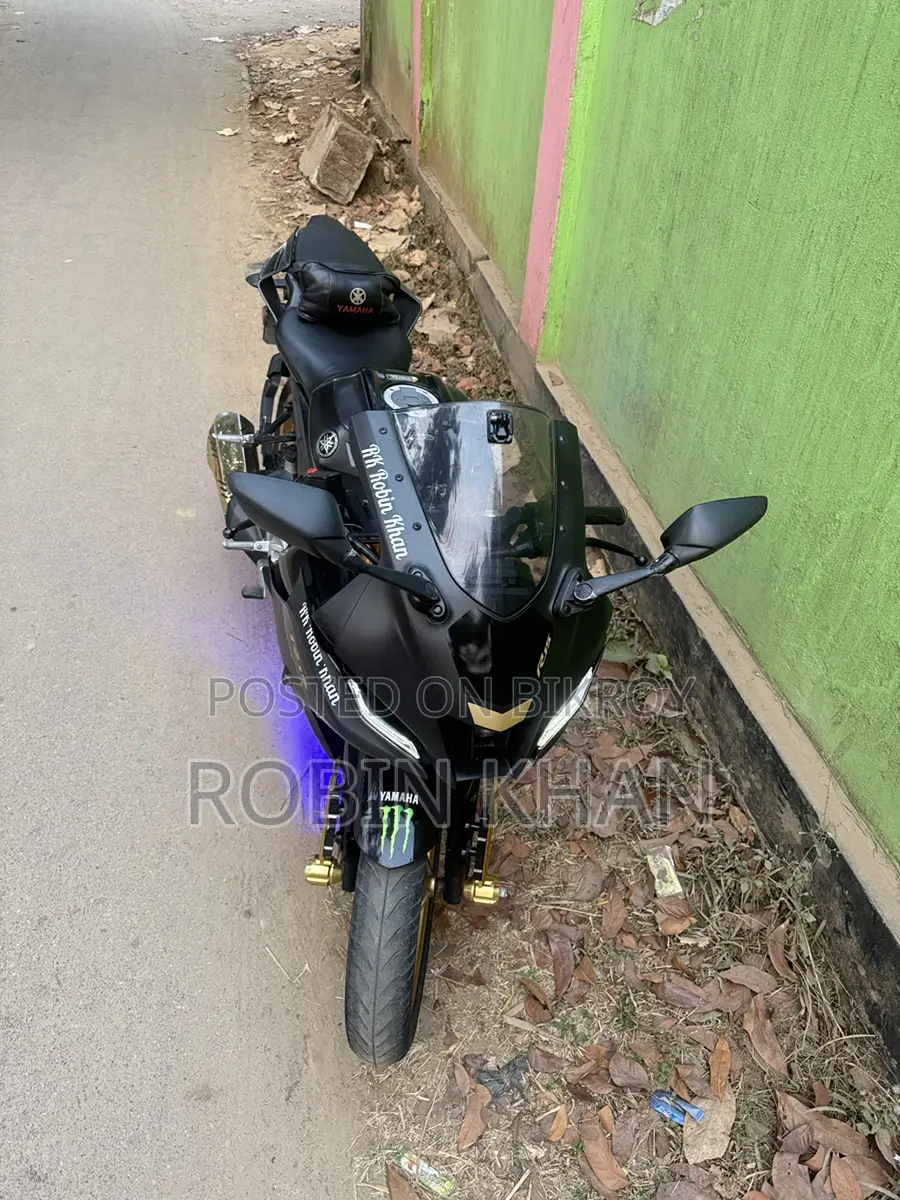 Yamaha R15 V4 2023