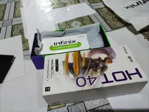 Infinix Hot 40 pro . (ব্যবহৃত)