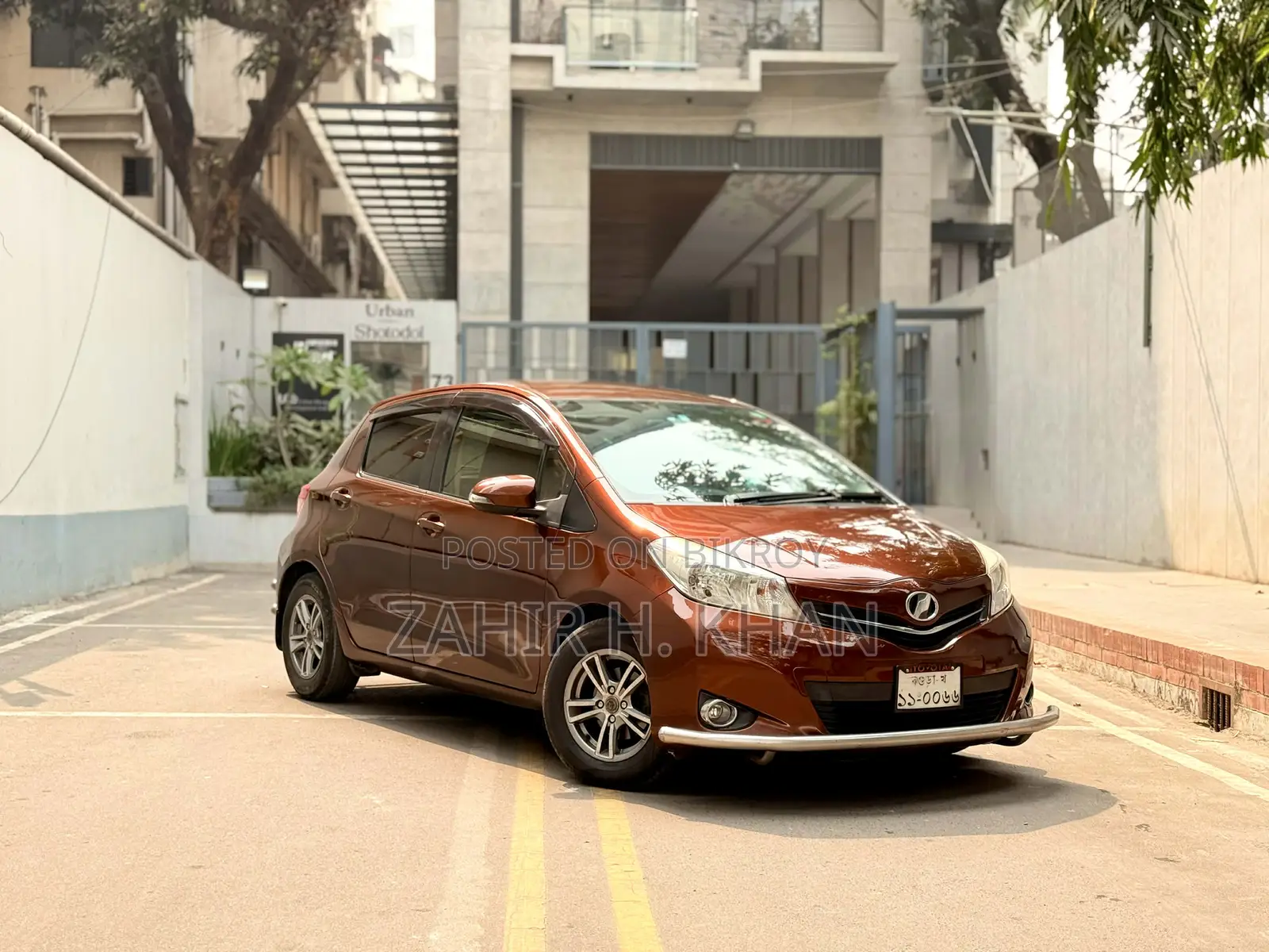 Toyota Vitz , 2012