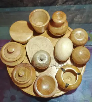 কাঠের তৈরী খেলনা সেট