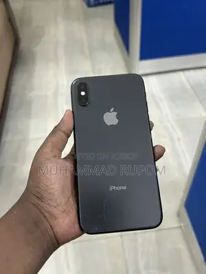 Apple iPhone X . (Used)