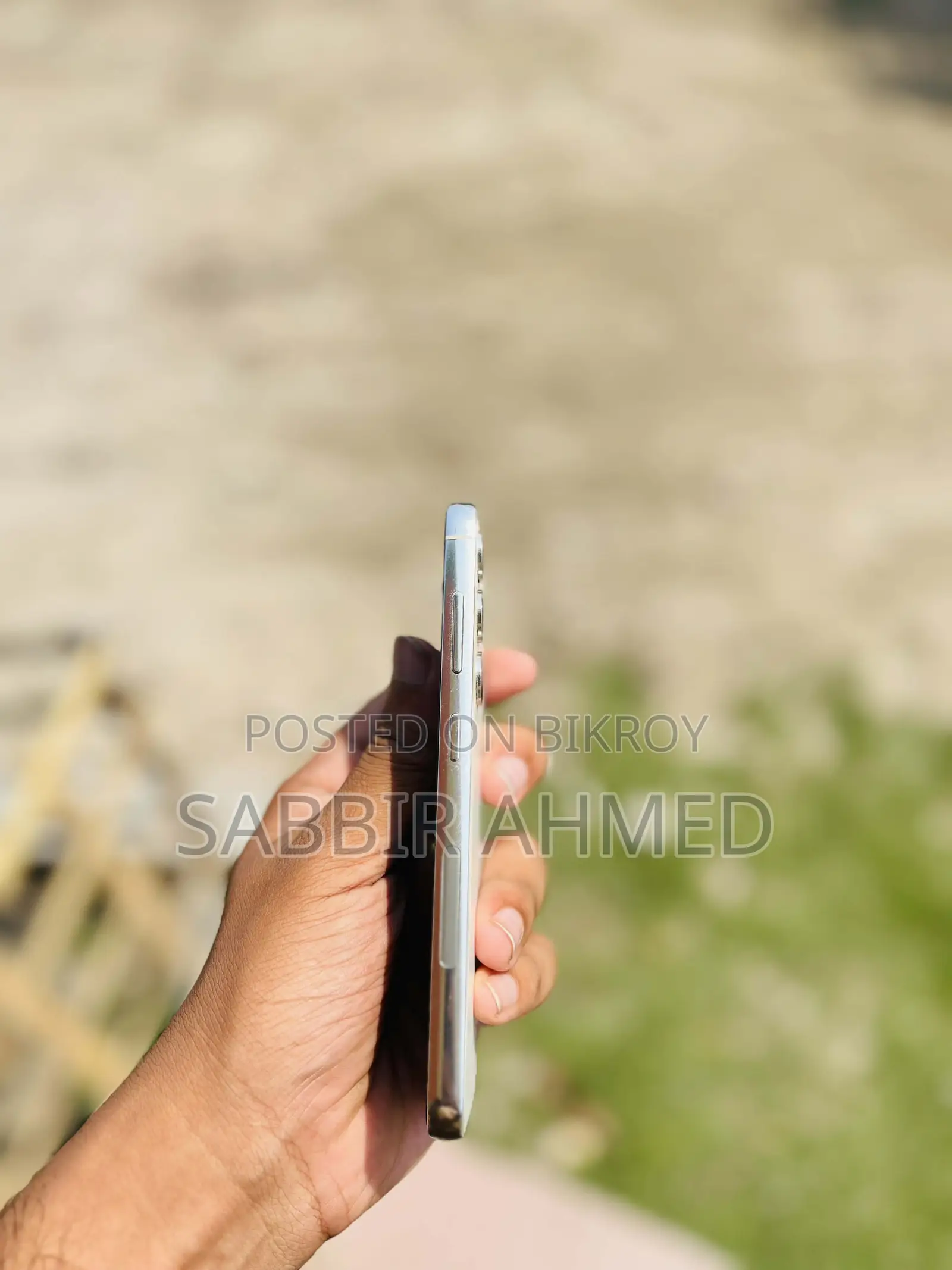Samsung Galaxy S23 (Used)