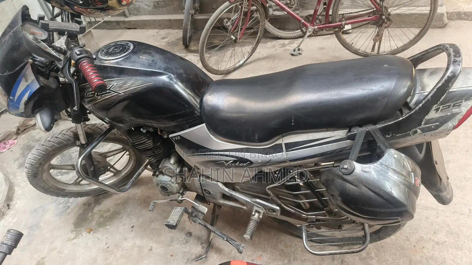 TVS Victor 2007