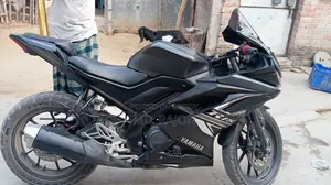 Yamaha R15 . 2020