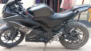 Yamaha R15 . 2020