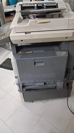 A running photocopier machine for sale