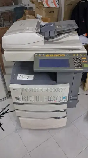 A running photocopier machine for sale