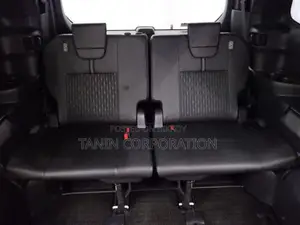 Toyota Noah Hybrid S-Z 4.5 2022