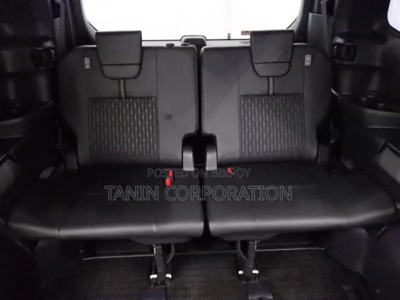 Toyota Noah Hybrid S-Z 4.5 2022