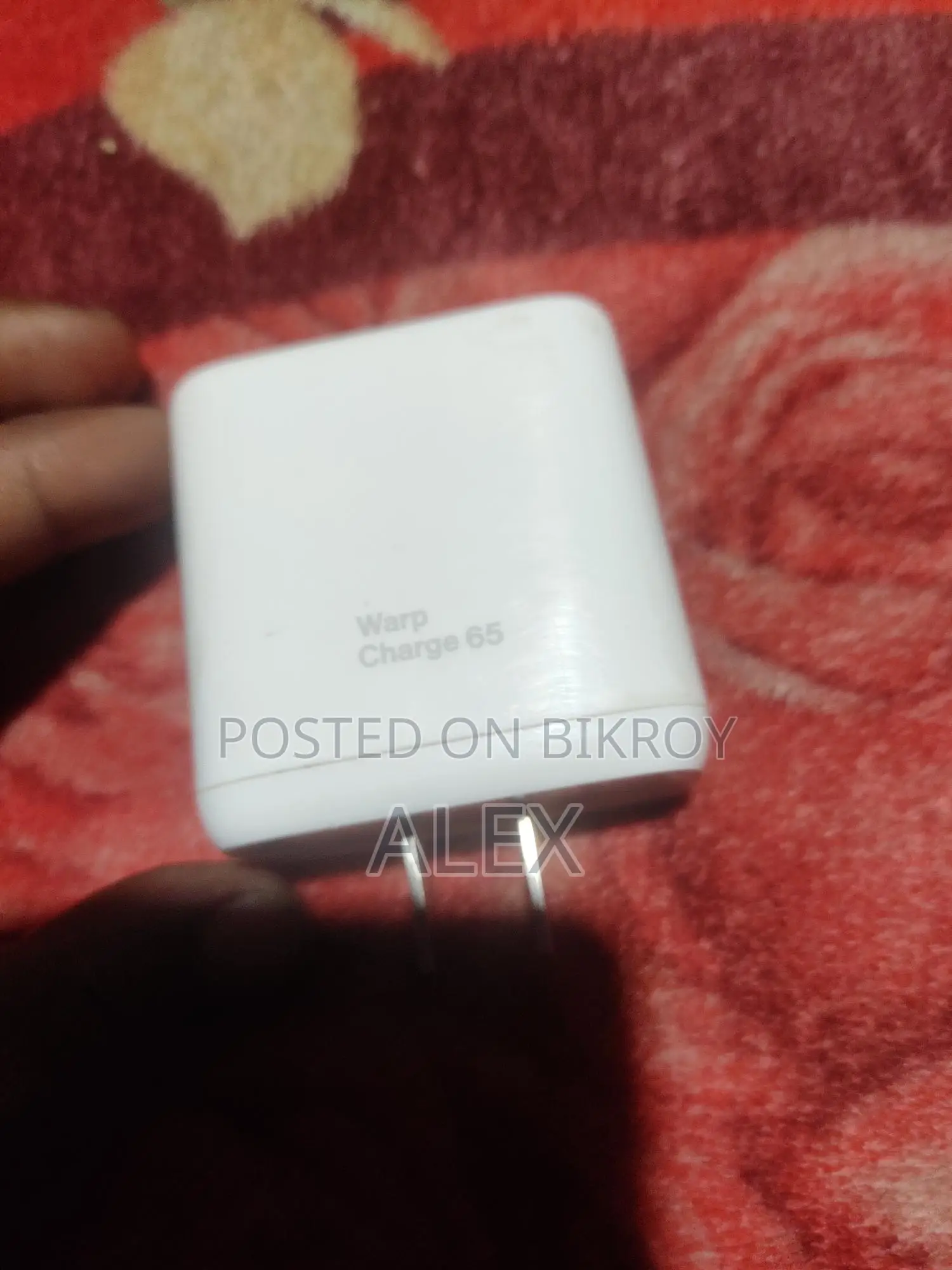 ওয়ানপ্লাস চার্জার