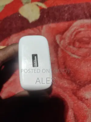 ওয়ানপ্লাস চার্জার
