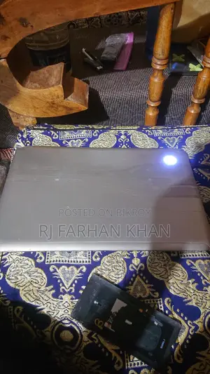 Windows 7 Core I3 4gb 500gb