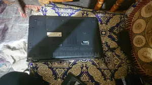 Windows 7 Core I3 4gb 500gb