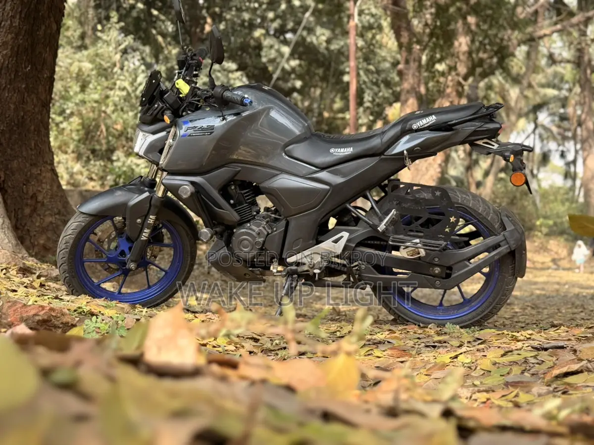 Yamaha FZS 2024