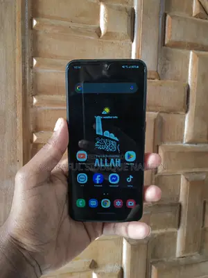 Samsung Galaxy A20e (Used)
